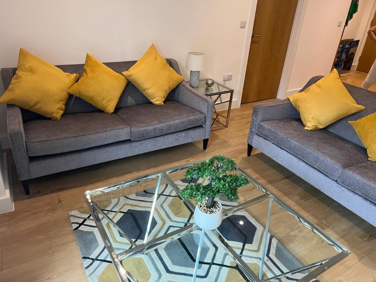 Lovely 2 Bed Apartment In Leeds Centre Zewnętrze zdjęcie